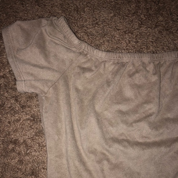 Suede nude bodysuit - Picture 3 of 6